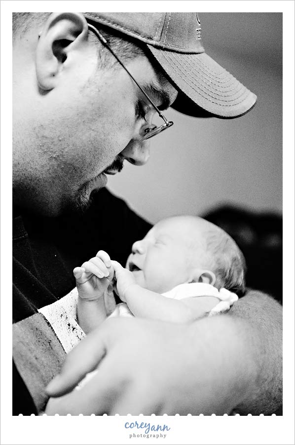 newborn baby session in north canton ohio (8)