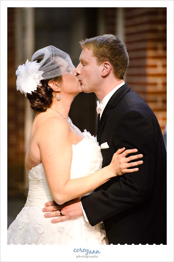 first kiss during wedding ceremony