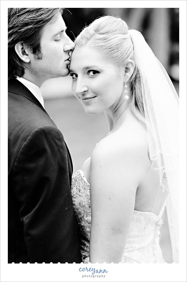 Jenny & John's Wedding bride and groom portrait at price park in north canton