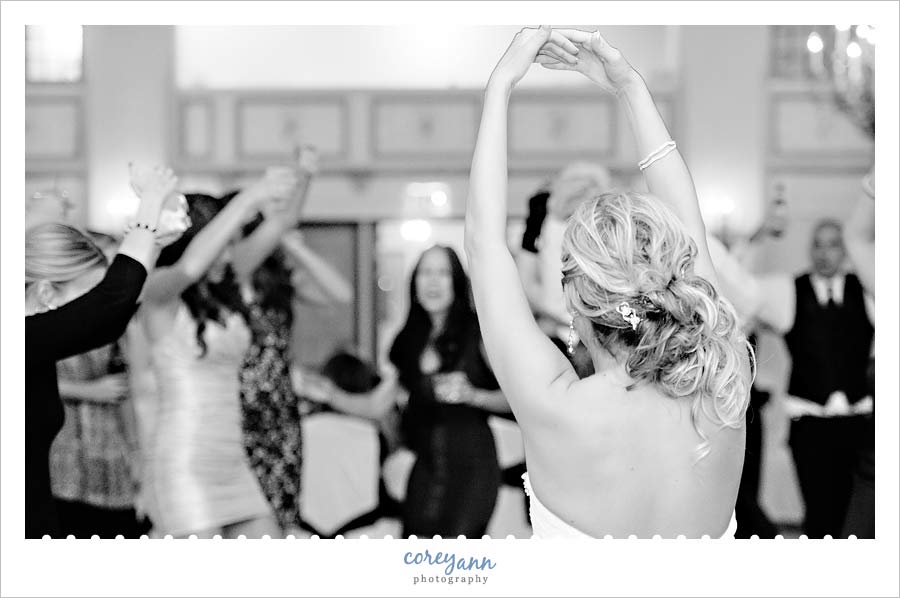 O H I O state dance song