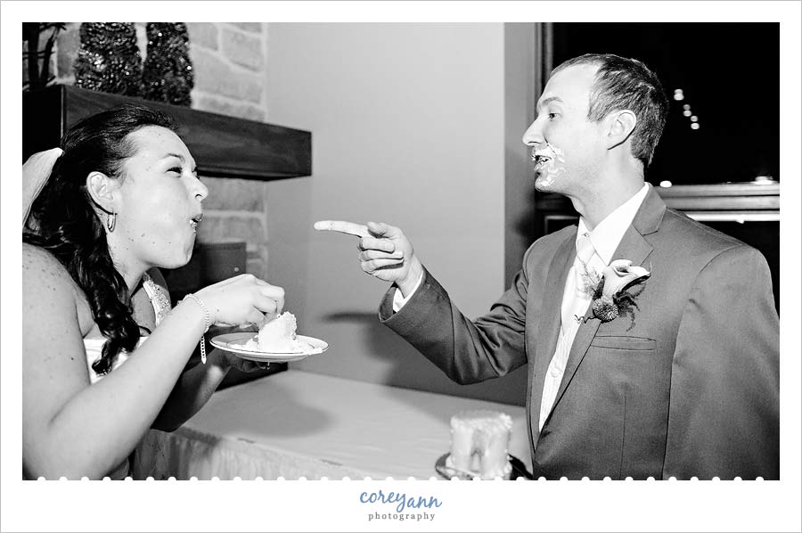 Jenny and Joe's Wedding bride and groom cake smashing