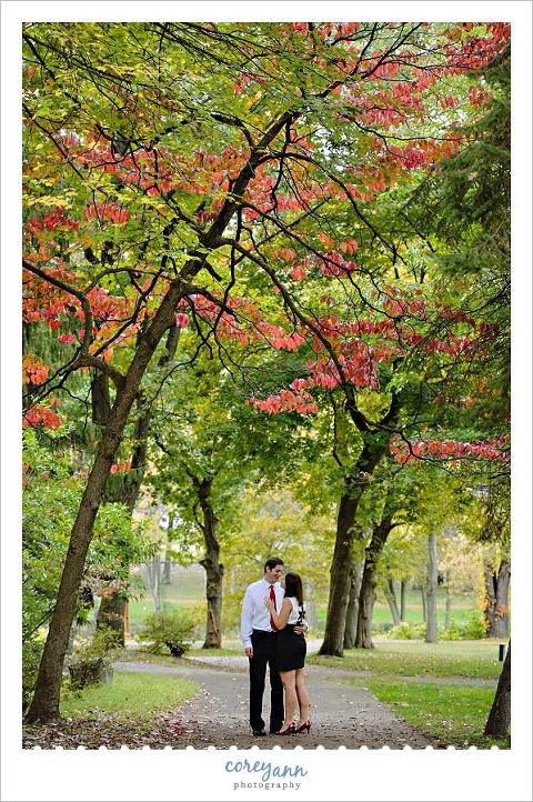 autumn engagement session at canton memorial park in Canton Ohio