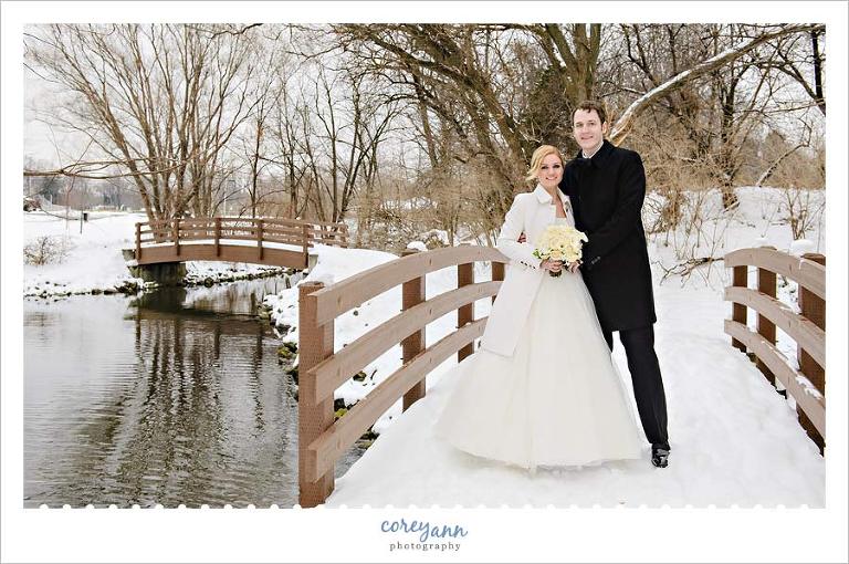 winter wedding images in avon ohio