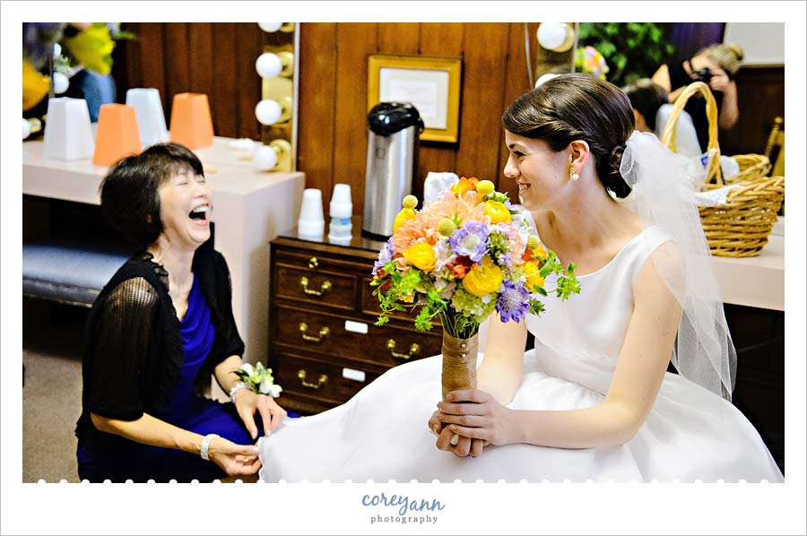 bride getting ready at the old stone church in cleveland ohio
