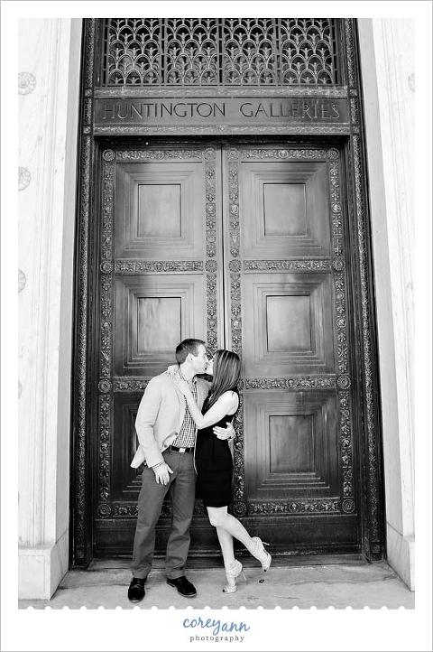 engagement session at cleveland museum of art in Ohio