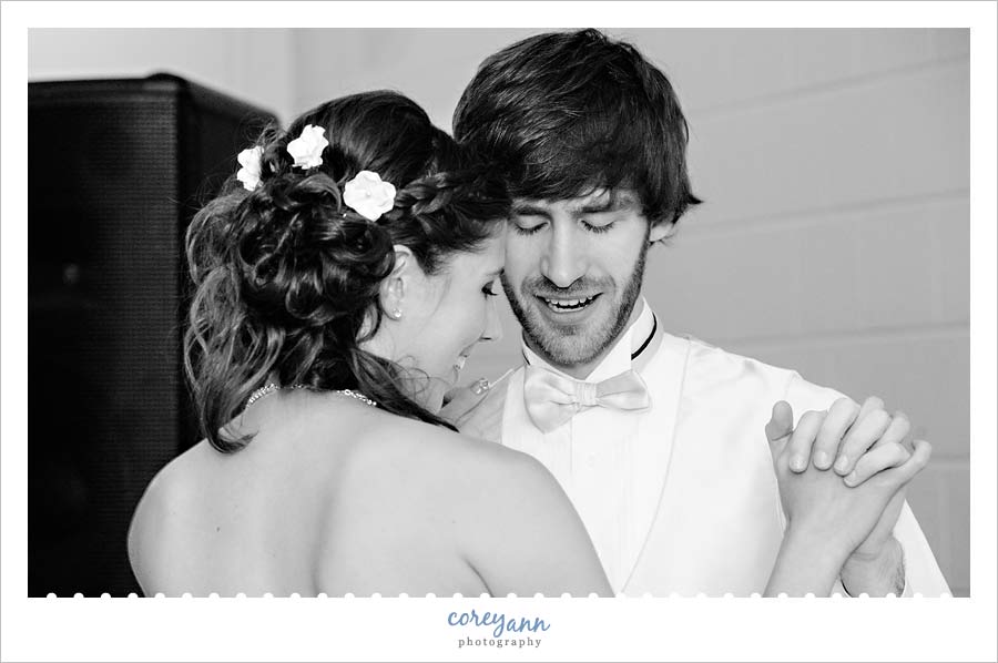 first dance at wedding reception in kirtland ohio