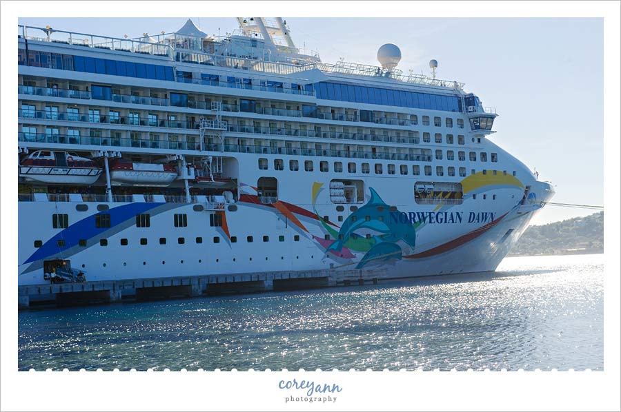 norwegian dawn at port in honduras