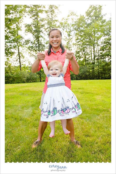 one year old portrait session in northeast Ohio (9)