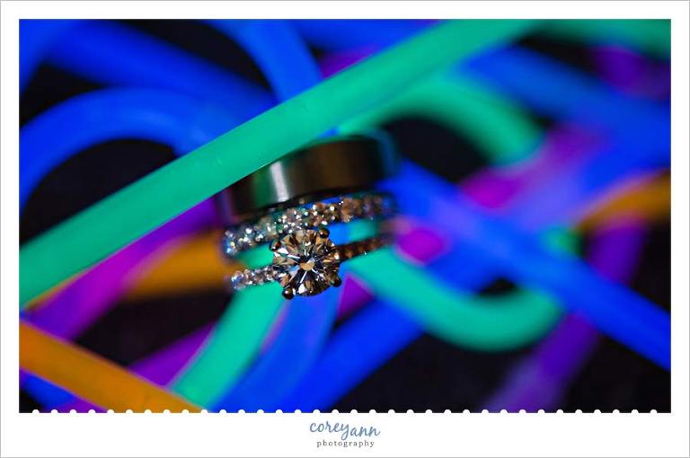 wedding rings with glow necklaces