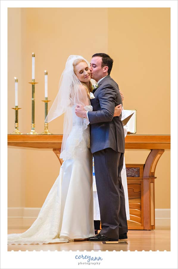 wedding ceremony at avon united church of christ