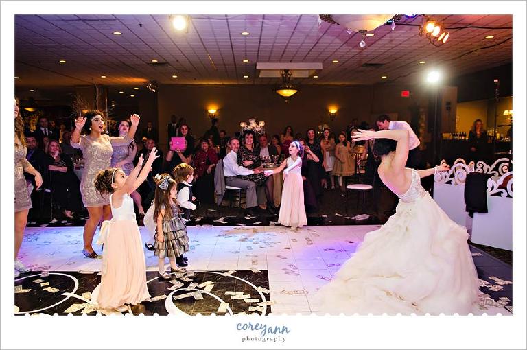 bouquet toss at wedding reception in youngstown ohio