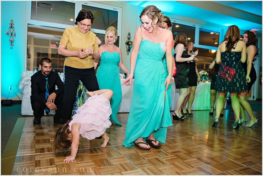 wedding reception at shale creek golf club in medina ohio