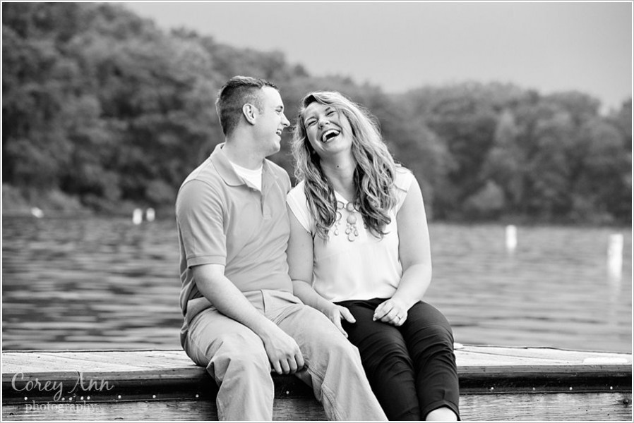 engagement session at turkeyfoot lake