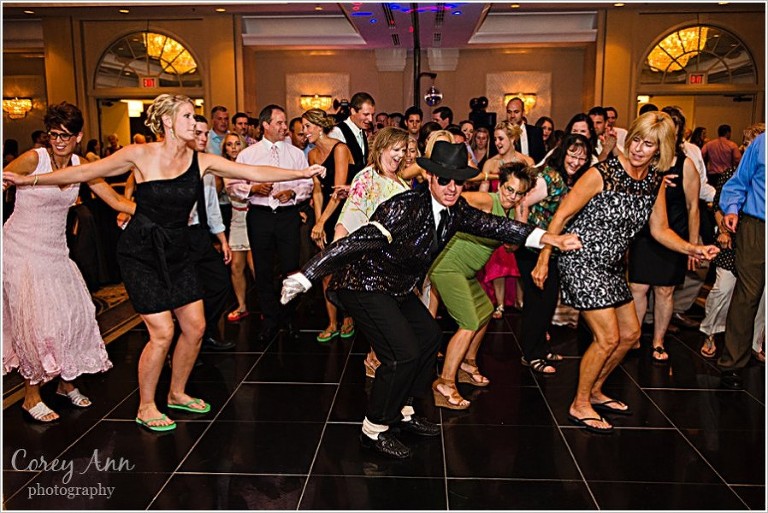 thriller dance during wedding reception in ohio with a bride's dj