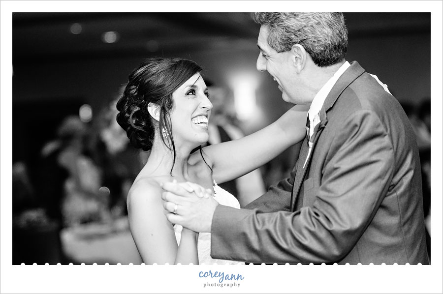father daughter dance at the lake club in poland ohiio