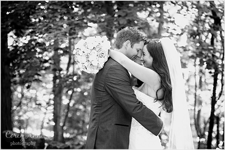 wedding portrait at stan hywet hall and gardens in akron
