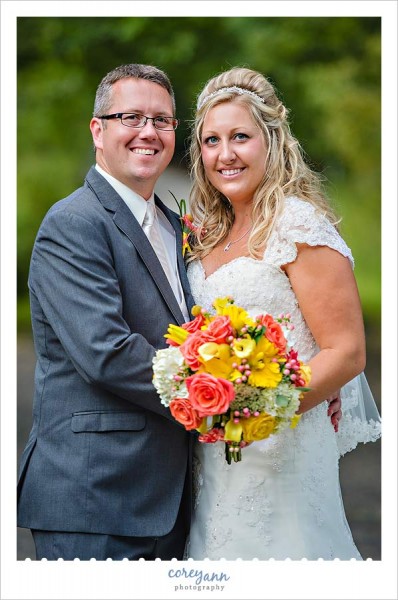 bride and groom wedding portrait in cuyahoga falls national park