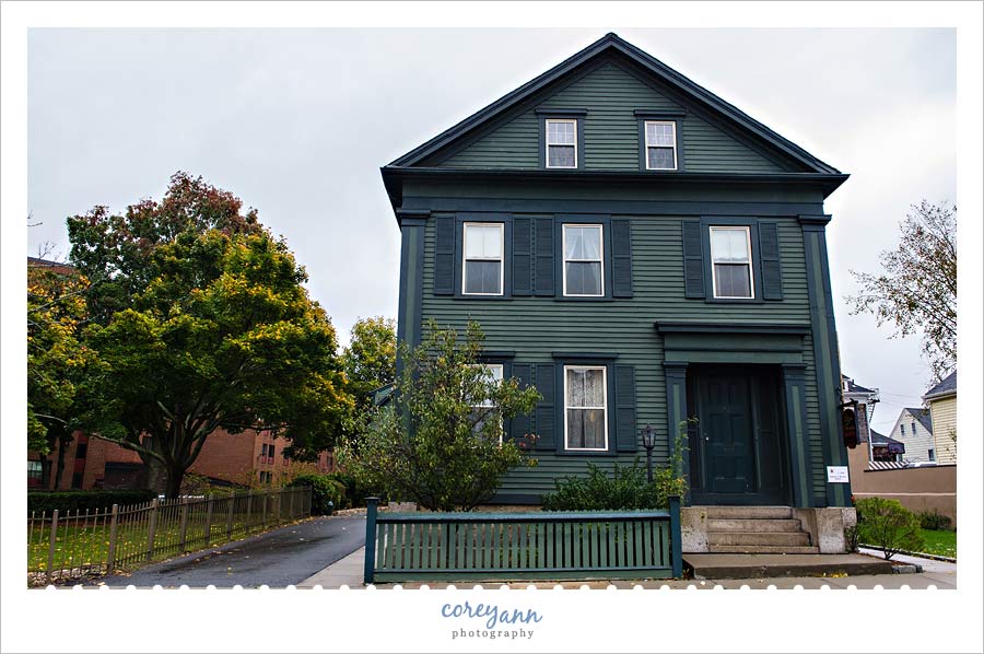Lizzie Borden Bed & Breakfast