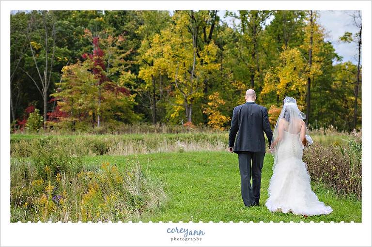 autumn wedding portrait in northeast ohio