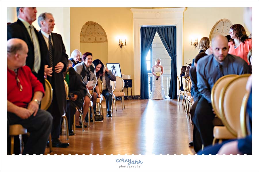 bride walking down aisle at stambaugh auditorium