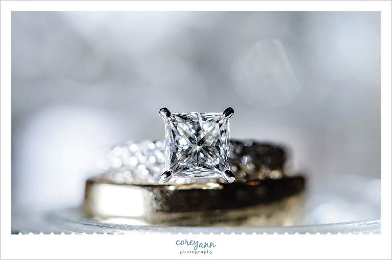 wedding ring detail image