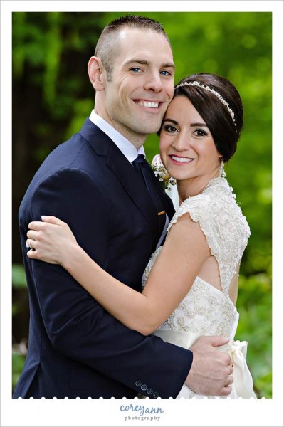outdoor wedding portrait at orchard hills center in ohio