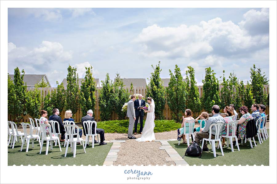 wedding ceremony at thorncreek winery
