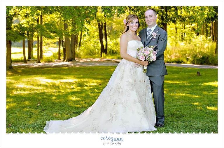 bride and groom at the tanglewood club in chagrin falls ohio