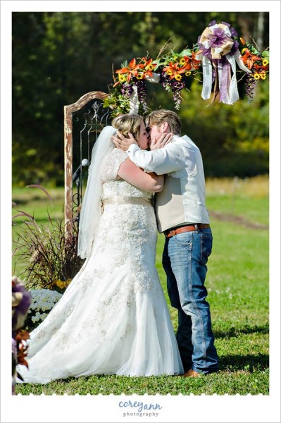 first kiss during wedding ceremony in litchfield township ohio