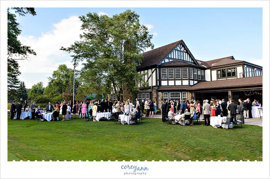 cocktail hour at mayfield sand ridge club 