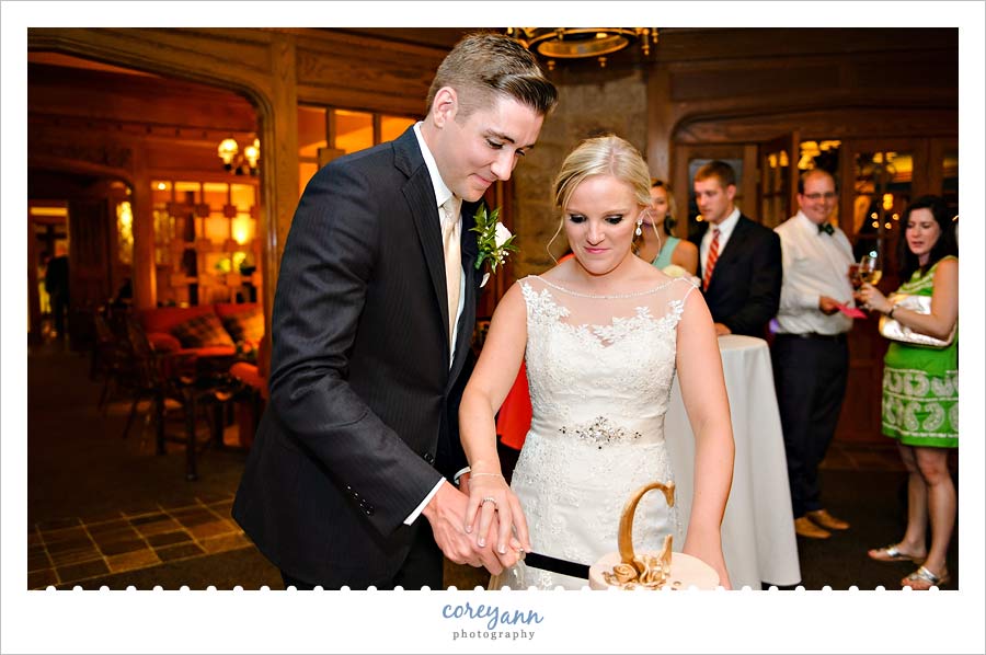 cutting the cake after dinner at mayfield sand ridge club 