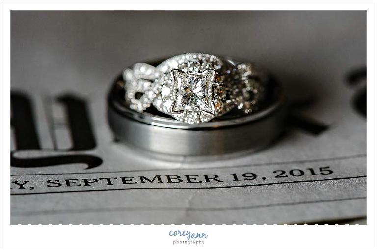 wedding rings with wedding date from newspaper