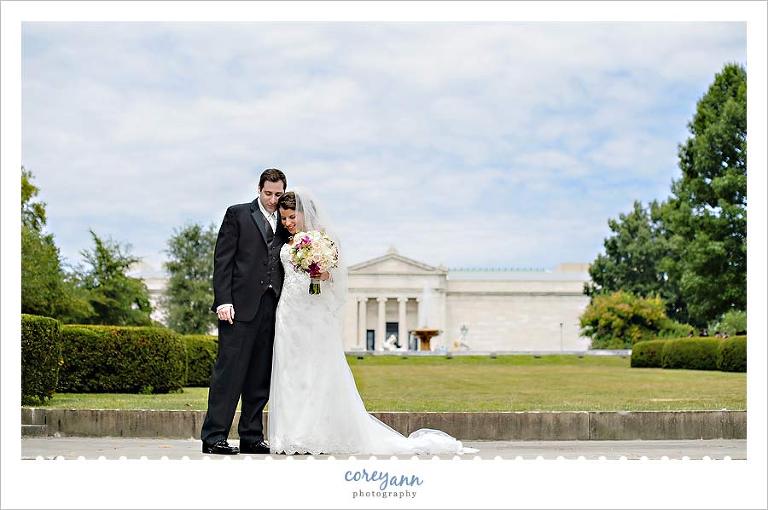 bride and groom wedding portrait at cleveland art museum