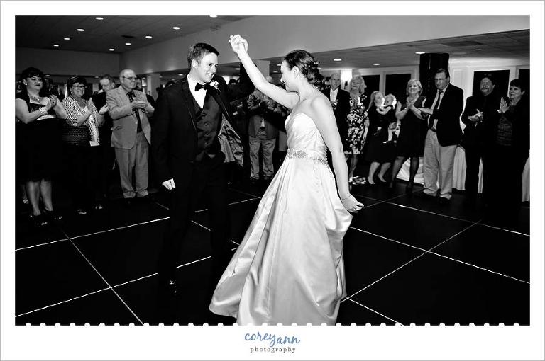 wedding reception first dance at the avalon inn in boardman ohio