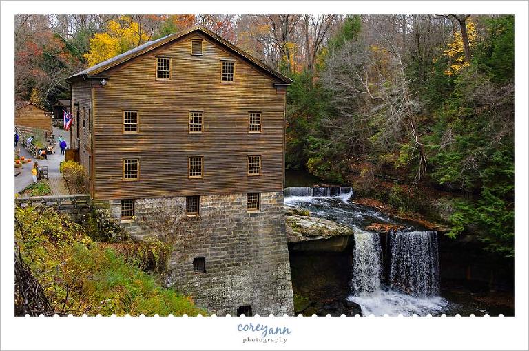 lanterman's mill in youngstown ohio in the fall