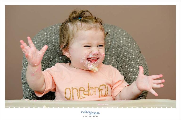 akron ohio one year old cake smash