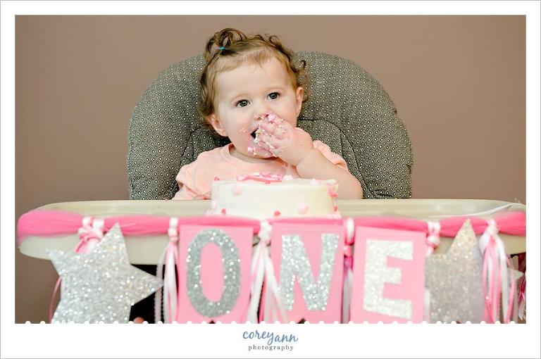 akron ohio cake smash portrait