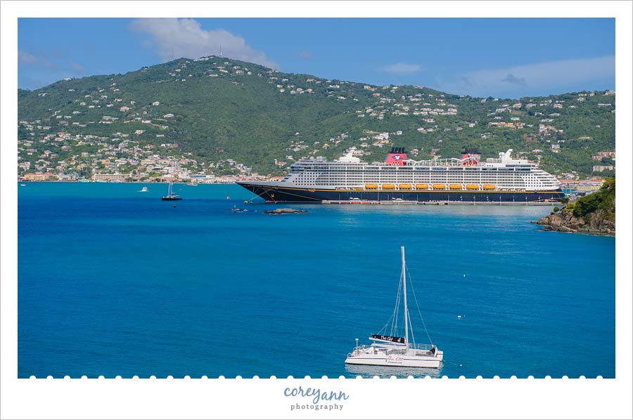 disney cruise ship at st thomas port