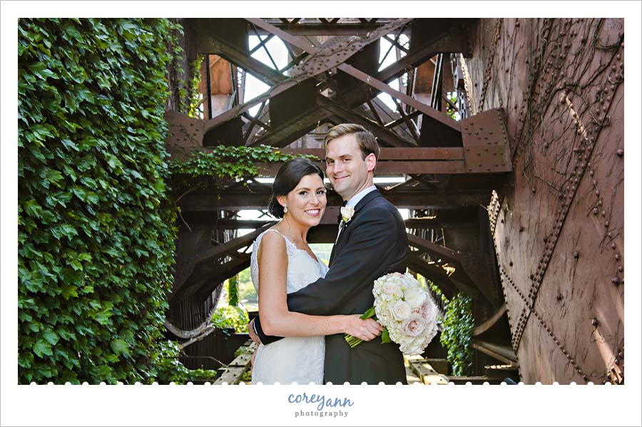 Bride and Groom at Shooters on the Water Jackknife Bridge