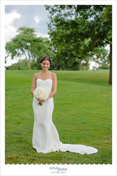 bridee wearing sarah janks gown at Brookside Country Club
