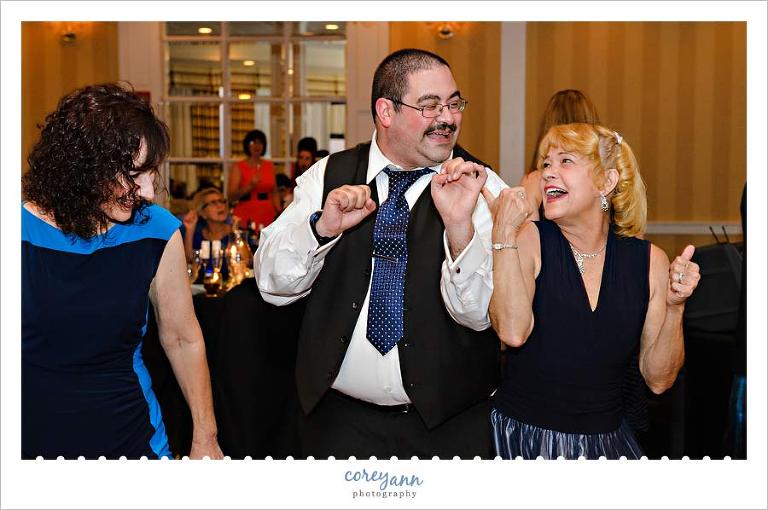 Wedding reception at the crowne plaza cleveland south