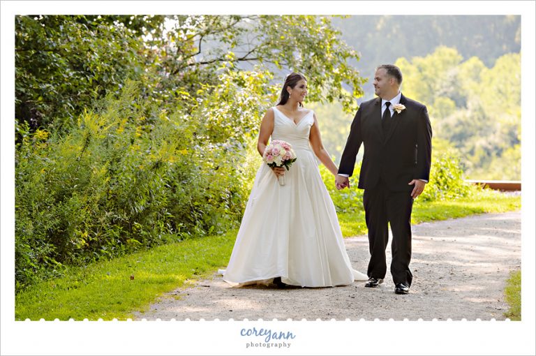 bride and groom wedding portrait at indigo lake