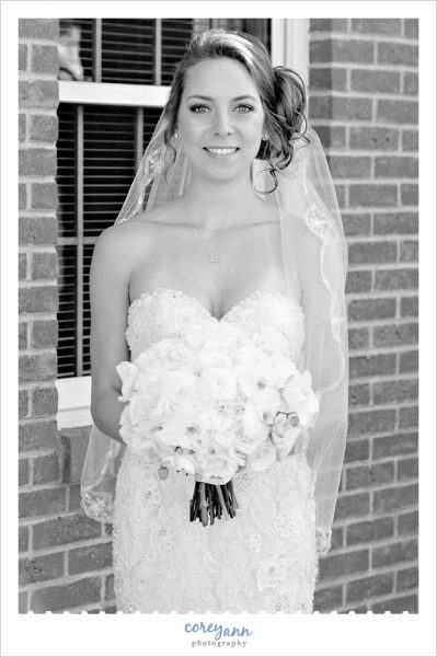 Black and white portrait of bride before wedding in Louisville Ohio