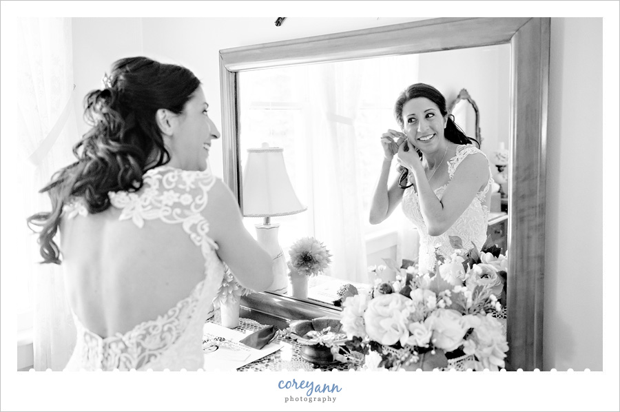 Bride getting ready for wedding in Akron Ohio