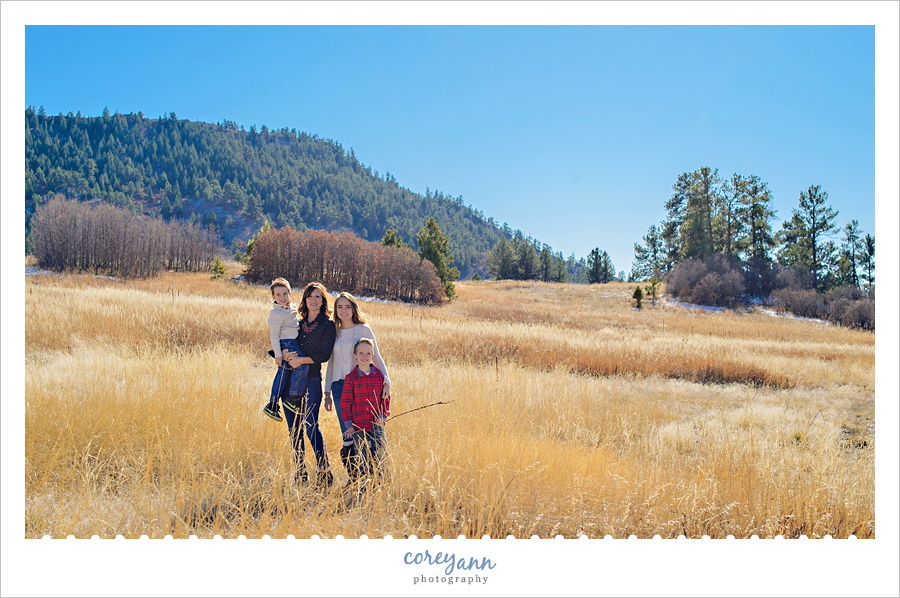 Columbine Open Space Mini Session with the Z Family