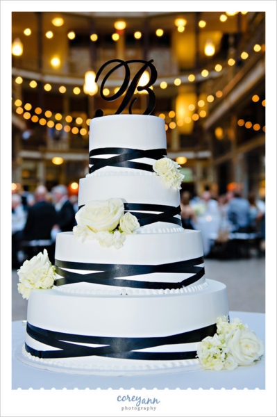 Black ribbon wedding cake in Cleveland