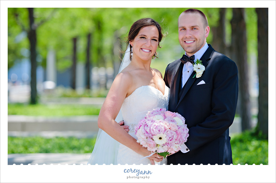 Wedding Photo in Downtown Cleveland in June