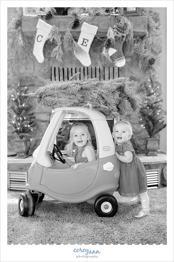 Canal Fulton Christmas Mini Session Corey Ann Photography