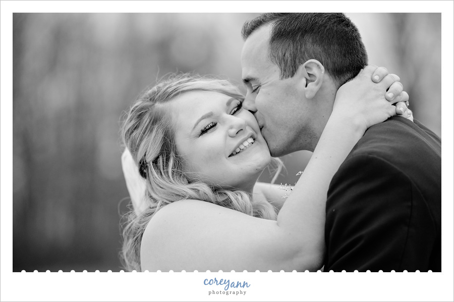 December Wedding at Chenoweth Golf Course