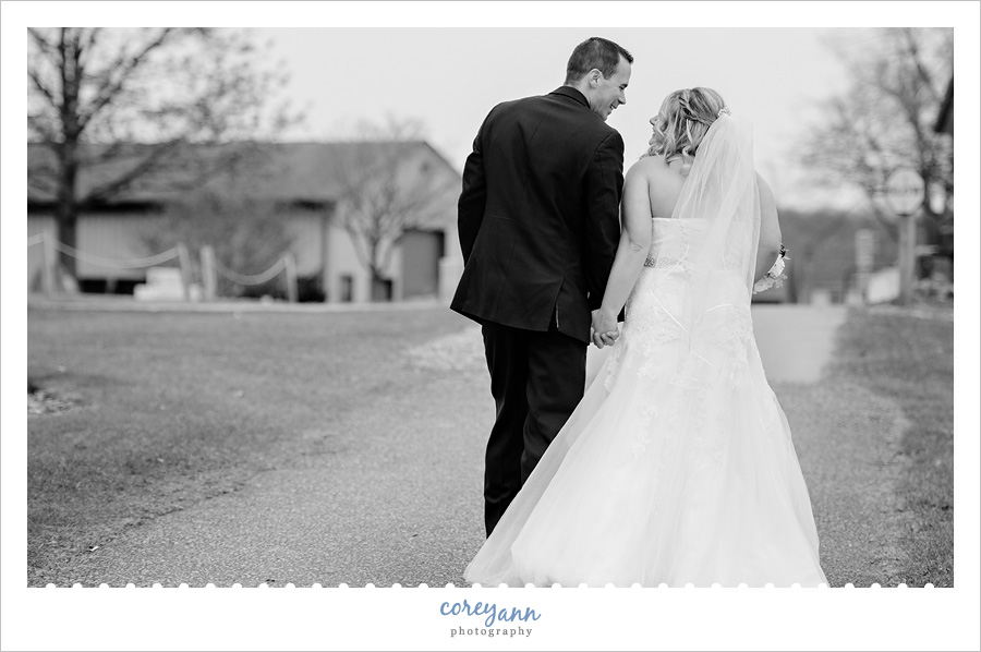 December Wedding at Chenoweth Golf Course
